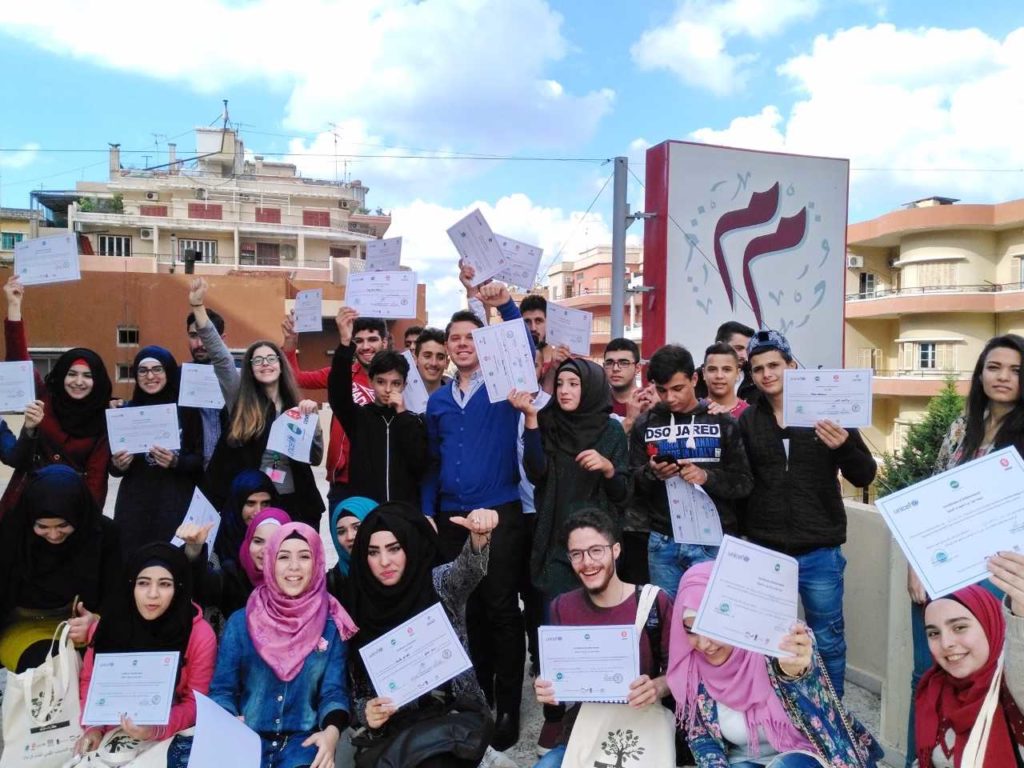 [:en]Knowledge Is Power![:ar]سلاح المعرفة قوة![:]