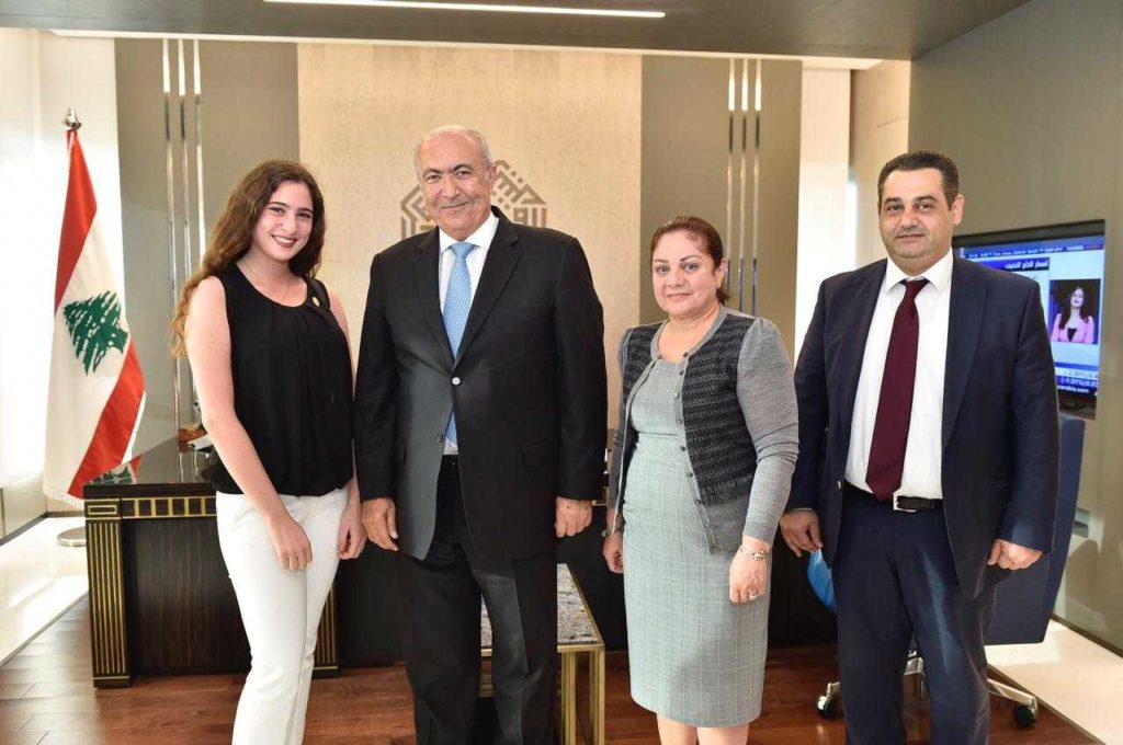 [:en]Honoring MOS championship’s Lebanese team[:ar]تكريم الفريق اللبناني المشارك في بطولة مايكروسوفت العالمية[:]