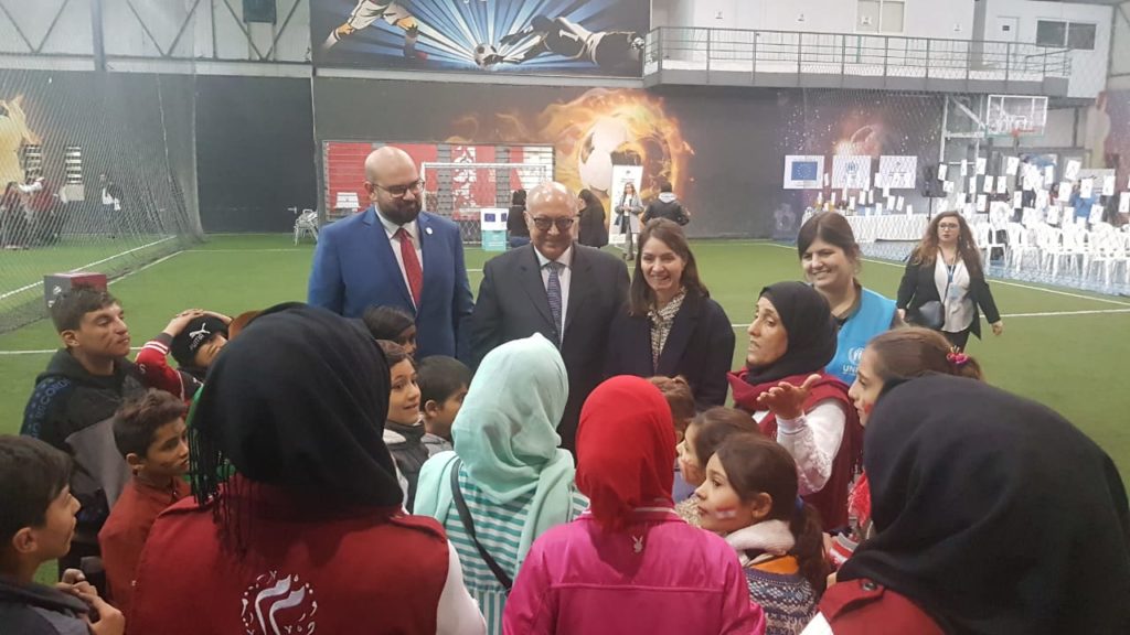 [:en]Makhzoumi Foundation launches the “Fun Bus” in partnership with UNHCR, and funds from the European Union in Lebanon[:ar]مؤسسة مخزومي تطلق 