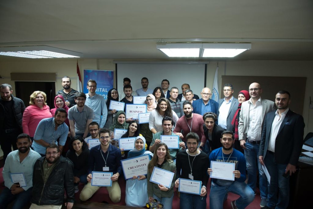 [:en]Makhzoumi Foundation and FNF stimulate the spirit of youth competition in a digital hackathon[:ar]مؤسسة مخزومي ومؤسسة فريديريش نيومان يحفّزان روح المنافسة الشبابية في هاكاثون رقمي[:]
