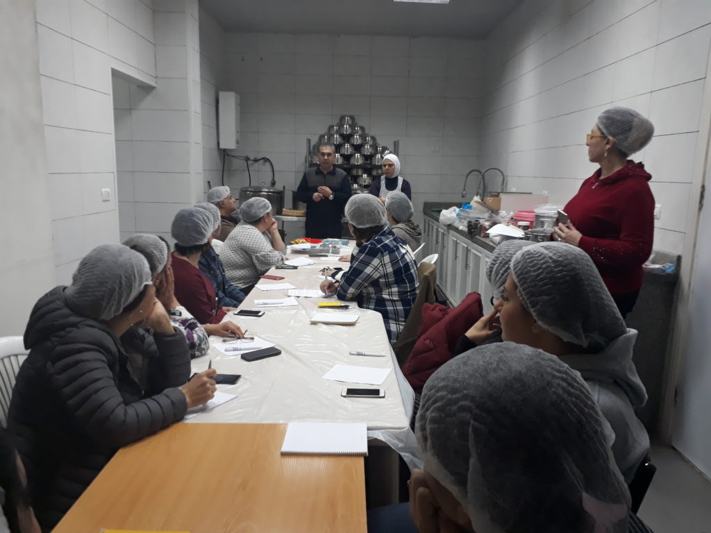 [:en]Chocolate Workshop in collaboration with Nusroto[:ar]دورة الشوكولا بالتعاون مع نسروتو[:]