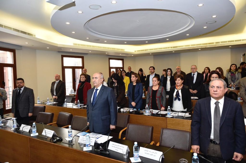 [:en]Discussing Frameworks for the Elimination of All Forms of Poverty in Lebanon[:ar]مناقشة أطر عمل القضاء على جميع أشكال الفقر في لبنان[:]