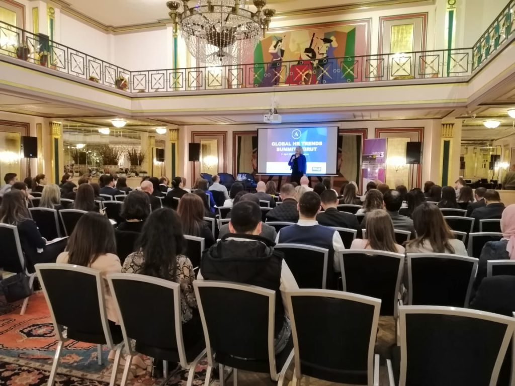 [:en]Self-improvement at Makhzoumi Foundation never stops![:ar]تحسين الذات في مؤسسة مخزومي لا يتوقف أبداً![:]