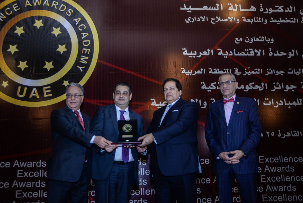 [:en]Makhzoumi Foundation honored as the best social program 2019[:ar]مؤسسة مخزومي تُكرّم كأفضل البرامج الاجتماعية الشاملة 2019[:]
