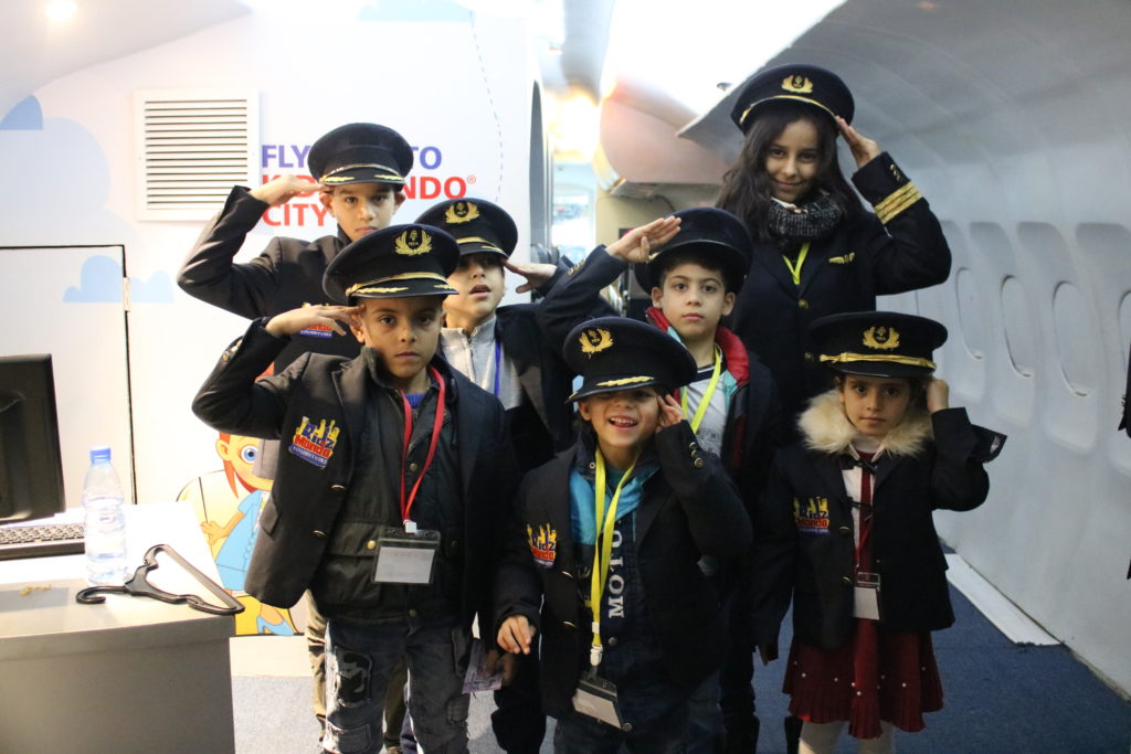 [:en]Reinforcing the importance of Education![:ar]تعزيز أهمية التعليم![:]