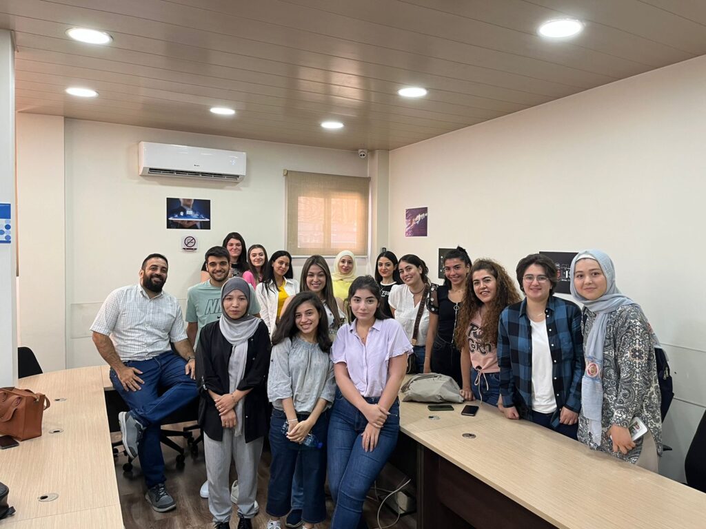 [:en]The Apprenticeship Program: A Professional Experience[:ar]برنامج التدريب في المهنة: تجربة احترافية[:]