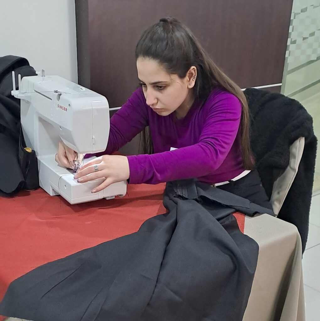 [:en]An Accessible and Useful Profession[:ar]مهنة سهلة المنال ومفيدة [:]